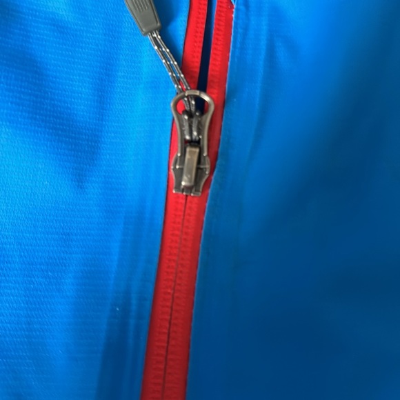 Men’s Columbia Insulated Rain Coat ***Men’s Style Host Pick*** - Picture 3 of 10